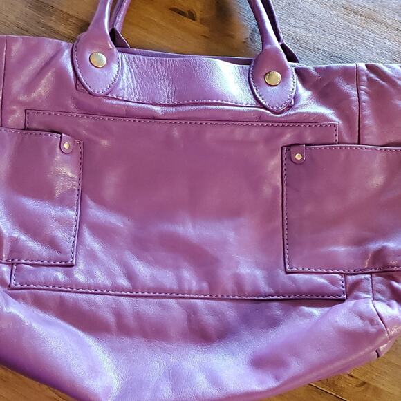 Marc by Marc Jacobs Preppy Lamb Leather Hayley Tote - Picture 12 of 16